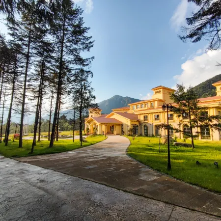 Howard Johnson Forest Resort Yaan