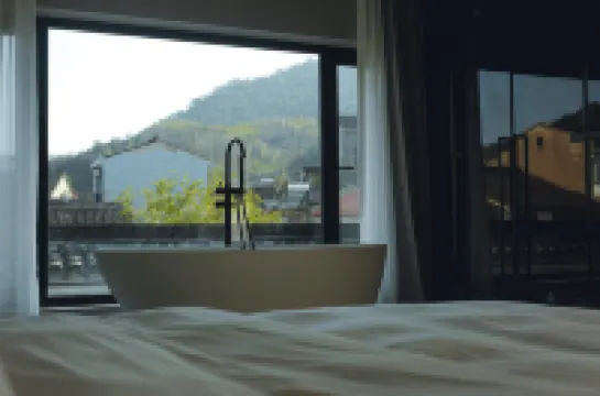 Conception Geometry·Hanling Daydream