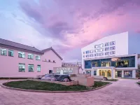 Altai Mardiel Bintang Garden Hotel Hotels near Altai Mountain Chinese Herbal Medicine Museum