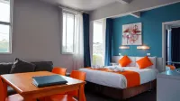 Waterfront Lodge Motel