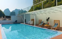 Lijiang • Muxin Resort Starry Sky Pool • Guilin Landscape Holiday Hotel