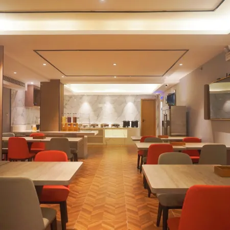 Borrman Hotel (Zhanjiang Suixi Quanfengguangchang)
