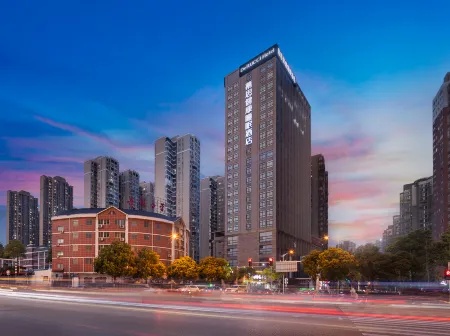 DeRUCCI Hotel Отели рядом с достопримечательностью «Hunan Science and Technology Museum»