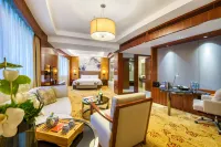 Enlux Hotel (Baotu Quanquan City Plaza)