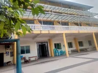 Chongqing Shuishalian Farm Stay Hotels in Longevity lake resort