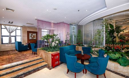 Qingyang Longdong Hotel (Xifeng District High Speed Railway Station) - Housity