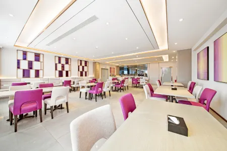 Lavande Hotel (Marachu Century Avenue) Отели в г. Маралбаши