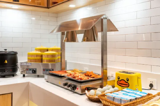 Yishang Hotel (Yantai Zhifu District Zhifu Station) Отели рядом со станцией Yantai South Railway Station