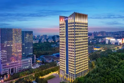 Great Wall Holiay Inn (Yichang Three Gorges Wuyue Plaza Yiling Wanda stored) Hotels near Yiling Square