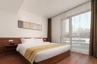 OVU International Service Apartment Hotel - Bintang 3