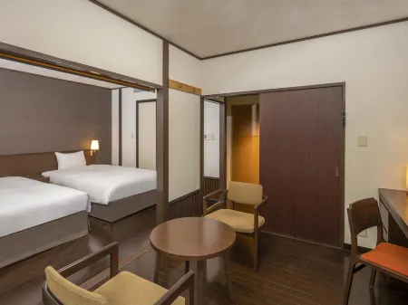 Kamenoi Hotel Kamogawa Отели рядом со станцией Станция Ава-Камогава JR