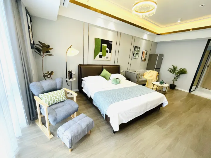 Ningbo Yujian Apartment (High-tech Baolong Plaza)