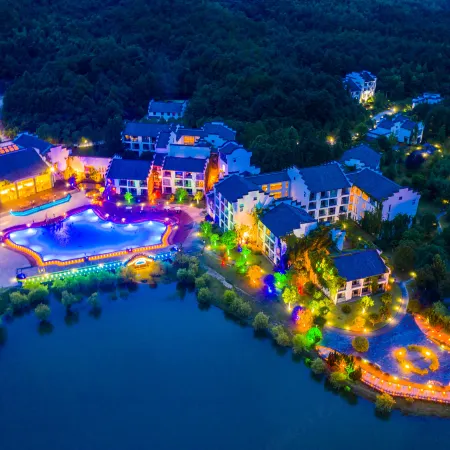 Qishu Fairyland lnternational Hotel