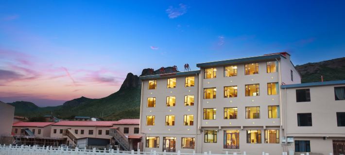 Luqulangmusi Zhongyuan Holiday Hotel Luqu İlçesi otelleri