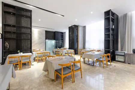 Yue the Peninsula Hotel Отели рядом с достопримечательностью «Xi'anjiaotong University Museum»