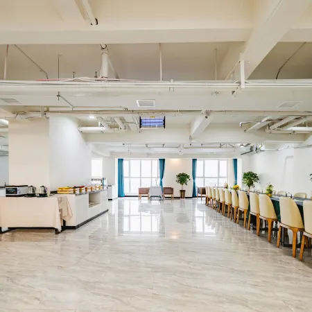 Longju Xiangxi Lishe Hotel (Shuyang East High-speed Railway Station Branch)