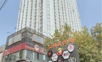 Zhuzhu's Cinema Apartment