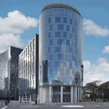 Travelodge Portsmouth City Centre Отели рядом с достопримечательностью «Пристань для яхт Хаслар»