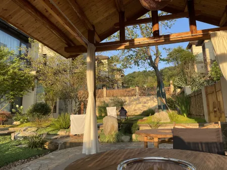 Yichun Wentang Yuhou Hot Spring Homestay