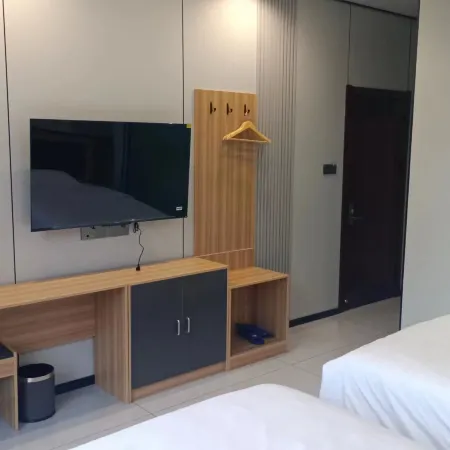Sanqingshan Four Seasons Inn