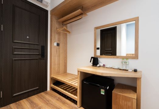 헤이븐 헛 리버사이드 호텔 전경 또는 리버뷰