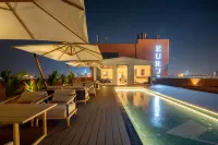 EURUS X HOTEL