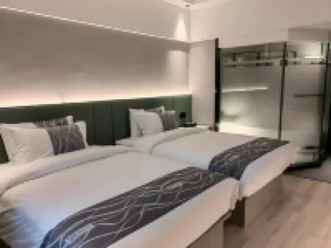 Yestour Hotel (Pingxiang Bus Terminal Vietnam Style Street) Hotels in Pingxiang