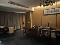 北和皇冠假日アパートメント