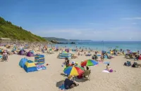沐雲海度假公寓（陽江海陵島敏捷黃金海岸店） - 沙灘