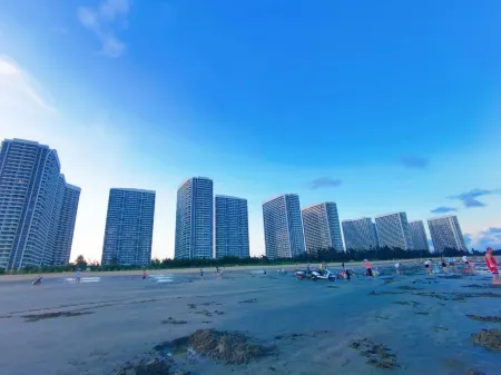 Ban Haiwan Scenic Apartment Hotel Отели рядом с достопримечательностью «Dinglong Bay Sea Corner»