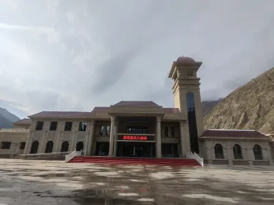 Xia Ta Hot Spring Ecological Hotel