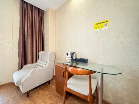 Lidon Hotel(Xichang  Railway Station ) Отели рядом с достопримечательностью «Sichuan Applied Technical College»