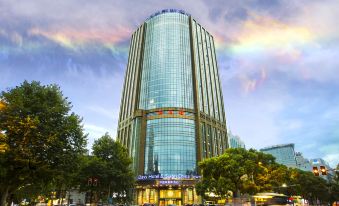 Days Hotel & Suites China Town(Wuyi Square)