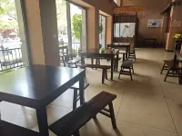 Pu'er Plum Lakeside Hotel - con vista montagne