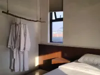 Dali Liubai Fragrant Wenquan Courtyard