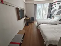 Lanxinmeng Yinxuege Holiday Hotel Hotels in China's Snow Town