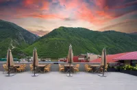 Lanyue Hotel