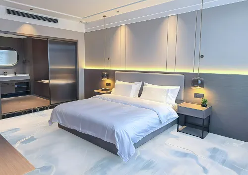 Cao County Conference Center Hotels in Cao County