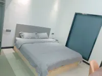 Fuyun Homestay (Zigong Xianshi Ancient Town China Lantern World) - Pet friendly