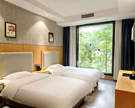 Lvzhou Hotel Hoteles en Hejiang