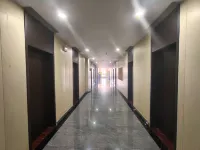 Boning Zhisu Apartment