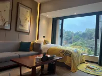 Stone Forest International Hotel - Family