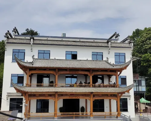 Anruixiang Inn โรงแรมในเสอเซียน