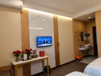 Mingsha Mountain and Crescent Spring Desert Luxury Hotel