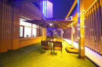 Yumen Lido Hotel (High-Speed Railway Station Times Square Branch) - Wifi