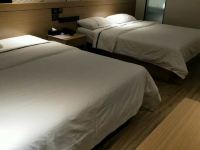 城市便捷酒店(硅谷大街高速路口店) - 标准双床房