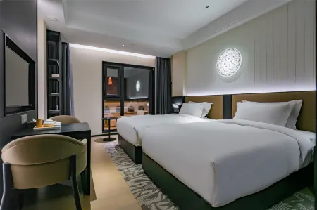 Eastern Shrine Hotel