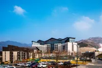 YUN-ZEN JINLING CUIYUNSHAN HOTEL CHONGLI โรงแรมใน