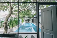 La Riva Boutique Hotel Hotels in Kamphaeng Phet