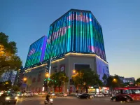 Yuejianglou Homestay (Zhangjiajie Dayong Ancient City Pedestrian Street Branch)